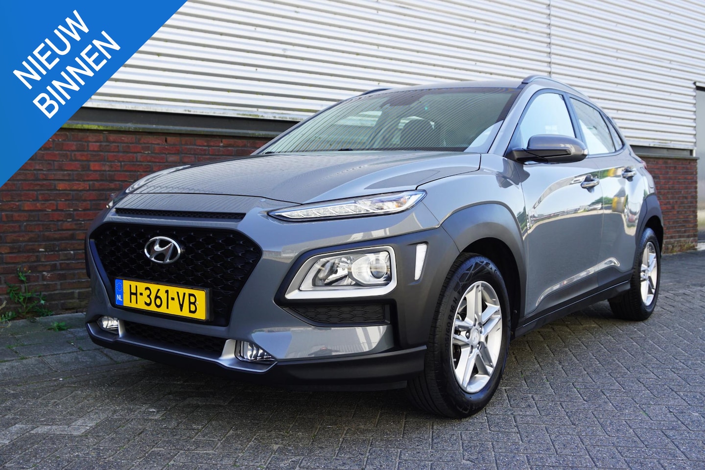 Hyundai Kona - 1.0 T-GDI 120PK/Navigatie/LED/ECC/Cruisecontrol/ Rijklaarprijs Incl. Garantie. - AutoWereld.nl