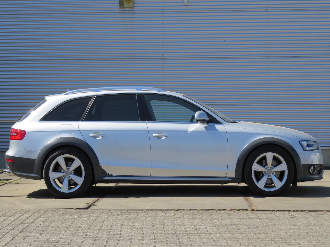 Audi A4 allroad quattro - 2.0 TFSI quattro Pro Line 2.0 tfsi