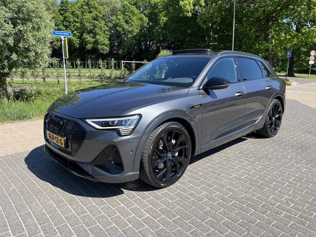 Audi e-tron - 55 quattro S edition 95 kWh “Incl BTW - 18.107km” - AutoWereld.nl