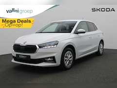 Skoda Fabia - 1.0 TSI 95PK Business Edition | Navi | Virtual Cockpit | Parkeersensoren achter | Keyless