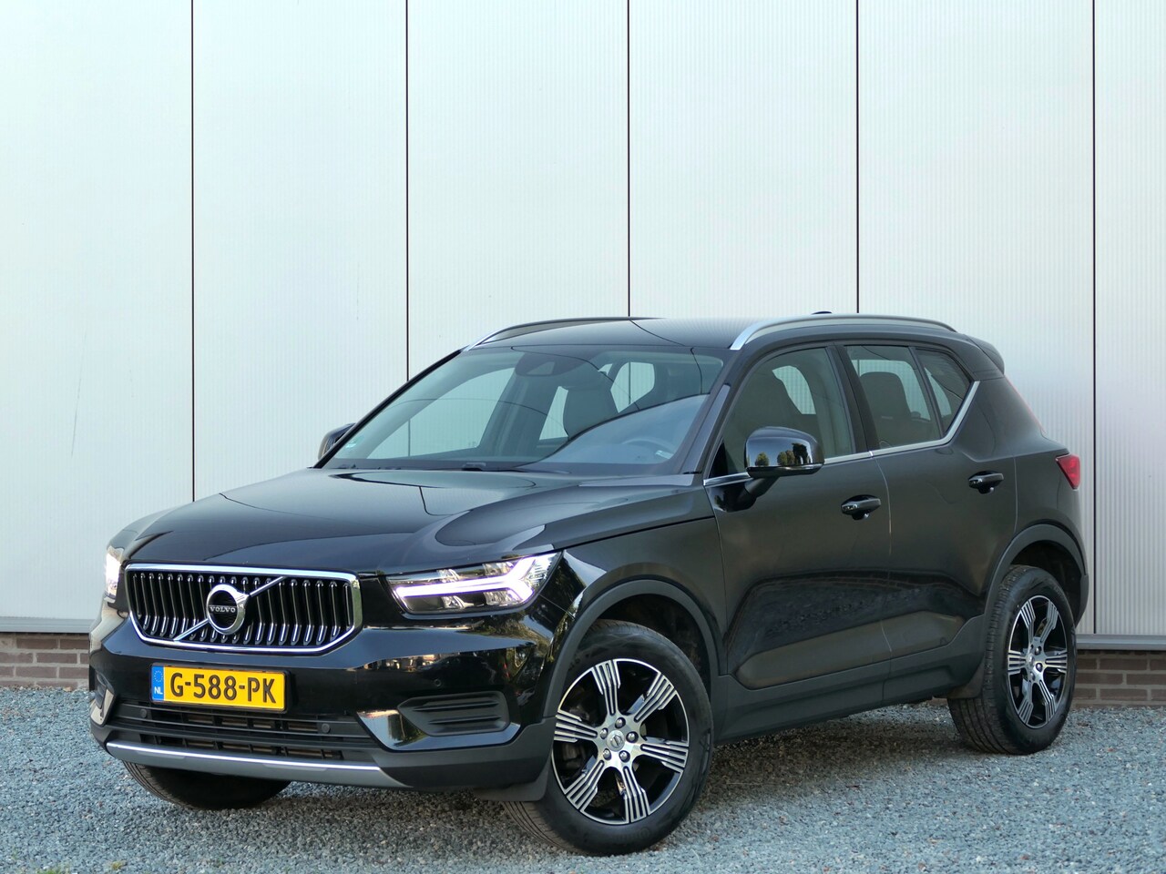 Volvo XC40 - T3 AUT Inscription 12MND garantie / Harman Kardon / Camera / Apple carplay & Android auto - AutoWereld.nl