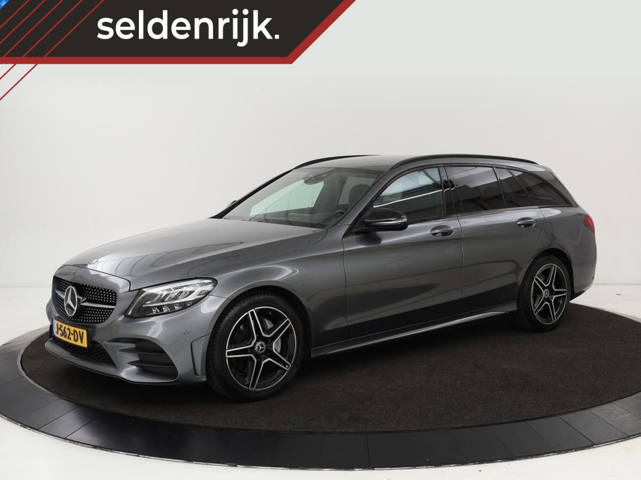 Mercedes-Benz C-klasse Estate - 200 d Business Solution AMG | Trekhaak | AMG-styling | Achteruitrijcamera | Navi | Cruise - AutoWereld.nl