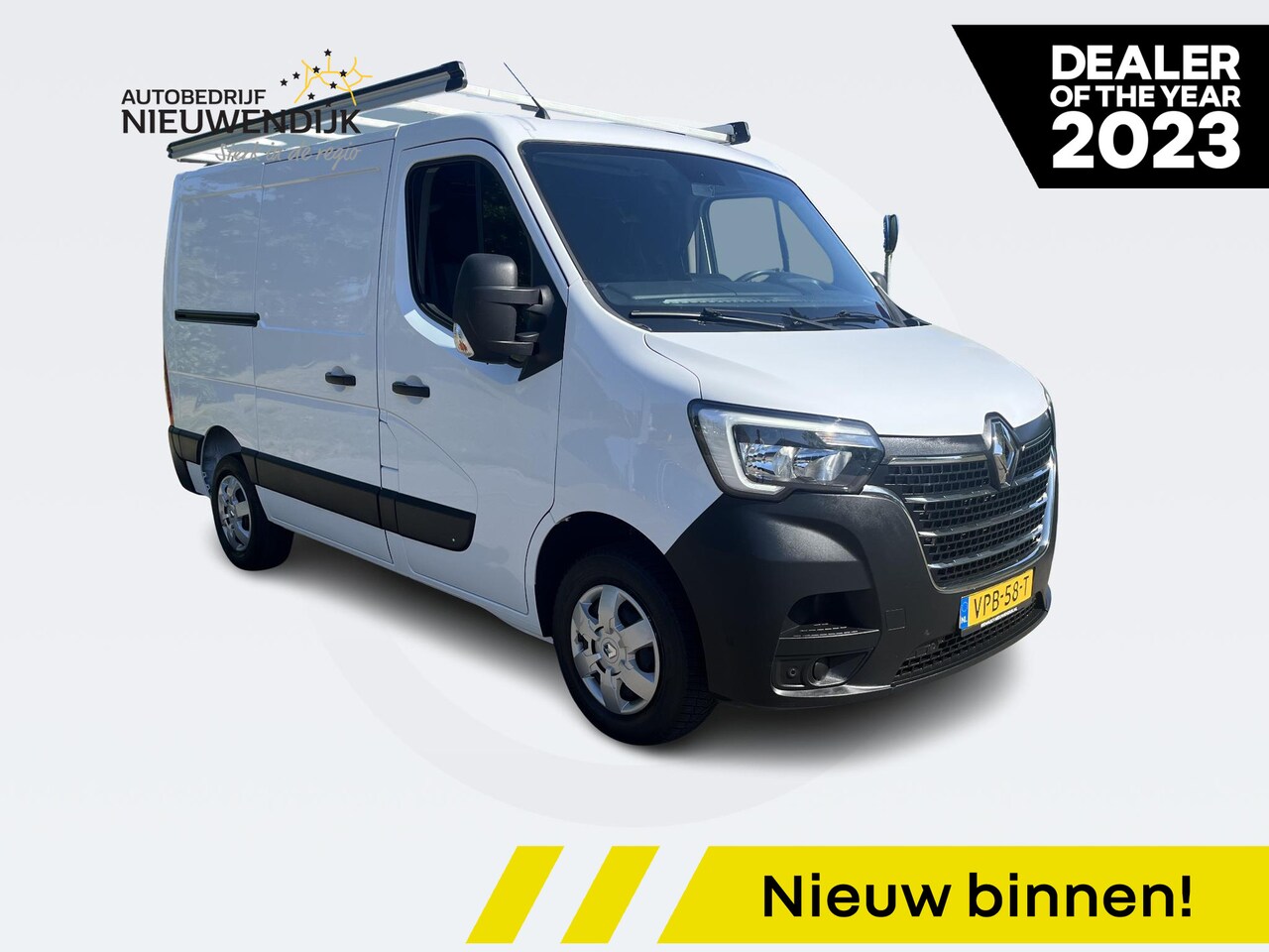 Renault Master - T28 2.3 dCi 135 L1H1 Work Edition TREKHAAK / PARKEERSENSOREN VOOR, ACHTER + CAMERA / AIRCO - AutoWereld.nl