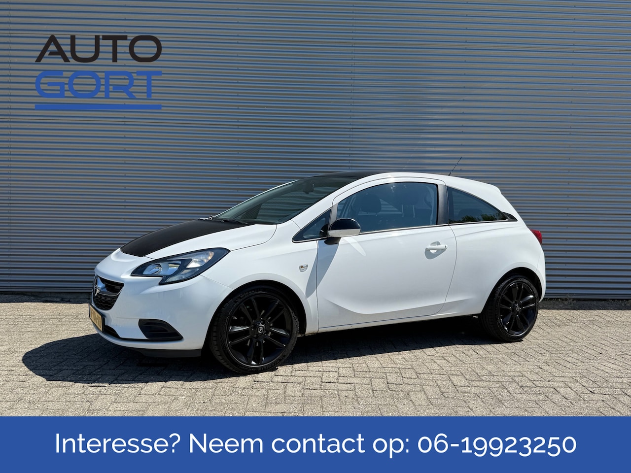 Opel Corsa - 1.2 EcoFlex Black&White | Cruise | Airco | 17" Alu velgen | - AutoWereld.nl