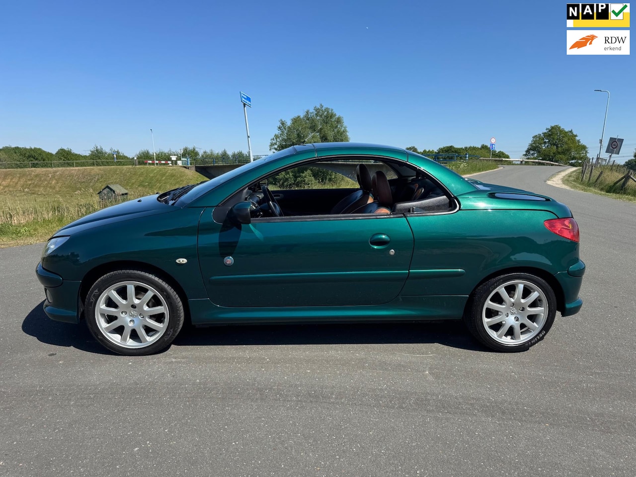 Peugeot 206 CC - 1.6-16V 1.6-16V - AutoWereld.nl