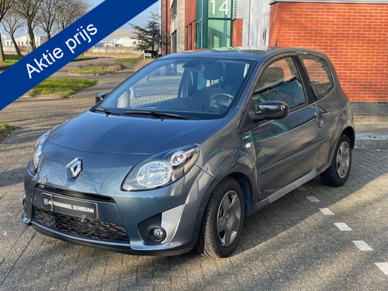 Renault Twingo - 1.2-16V Night & Day | QUICKSHIFT - INVALIDE AANGEPAST KM 105637 NAP ! EL.RAMEN + EL.SPIEGE - AutoWereld.nl
