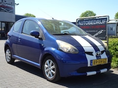 Toyota Aygo - 1.0-12V +