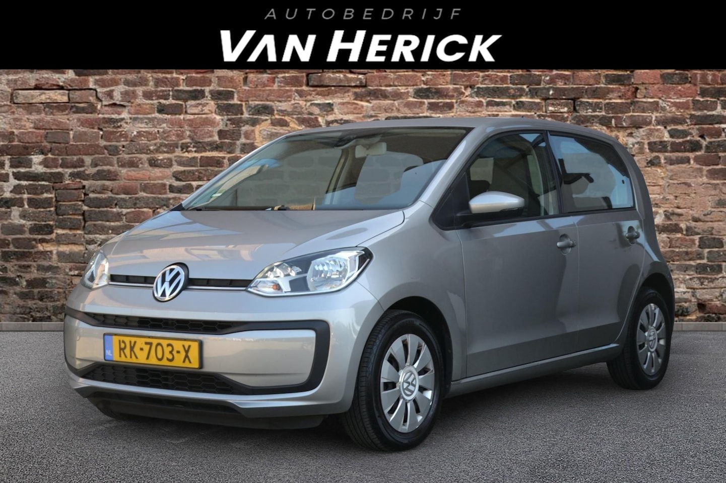 Volkswagen Up! - 1.0 BMT move up! 5-Deurs | Airco | Bluetooth - AutoWereld.nl