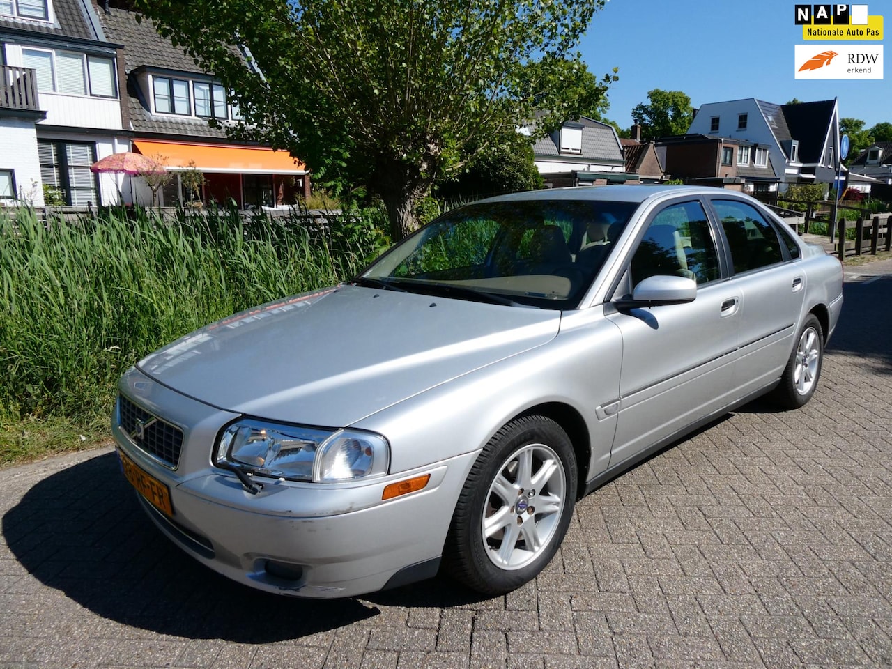 Volvo S80 - 2.4D 5-Cilinder 131pk Leder Clima Trekhaak 1800kg. Youngtimer - AutoWereld.nl