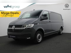 Volkswagen Transporter - 2.0 TDI 110PK L2H1 28 | Trekhaak | 3-zits | Parkeersensoren achter | Apple Carplay / Andro