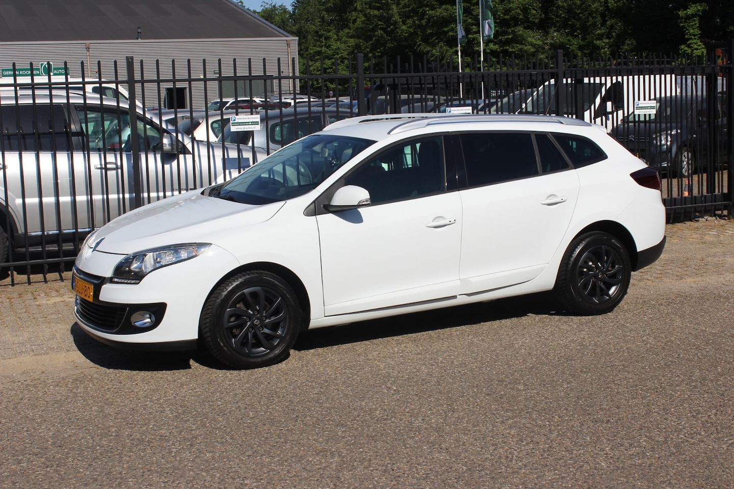 Renault Mégane Estate - 1.5 dCi Collection 1.5 dCi Collection, Navigatie, Keyless! - AutoWereld.nl