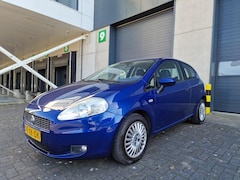 Fiat Grande Punto - 1.4 Dynamic AUT CARPLAY NAVI 2 X SLEUTELS
