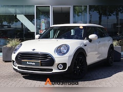 MINI Clubman - (f54) 1.5 Cooper Salt 136pk Aut | Sensoren | Navigatie | Carplay | Stoelverwarming | Clima