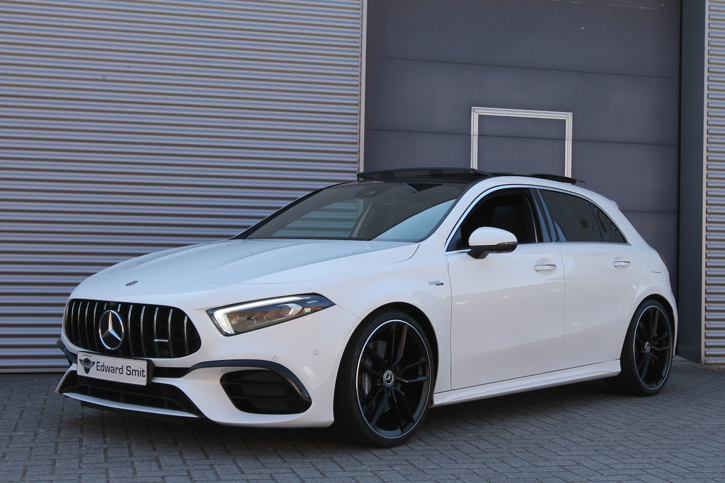Mercedes-Benz A-klasse - AMG 45 4MATIC+ I AUT. I 388 PK I CAMERA I PANO.DAK - AutoWereld.nl