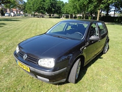 Volkswagen Golf - met nieuwe a p k