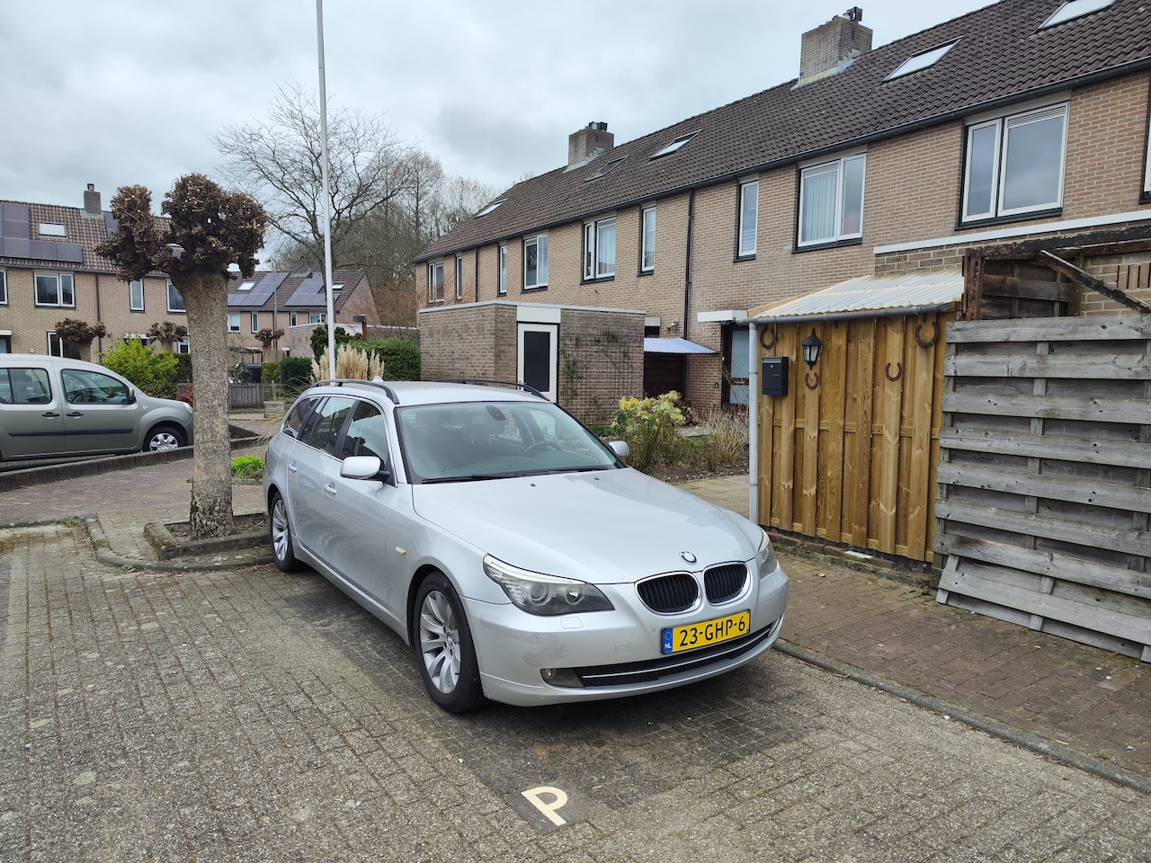 BMW 5-serie Touring - 520i Corporate Lease Business Line Edition II - AutoWereld.nl