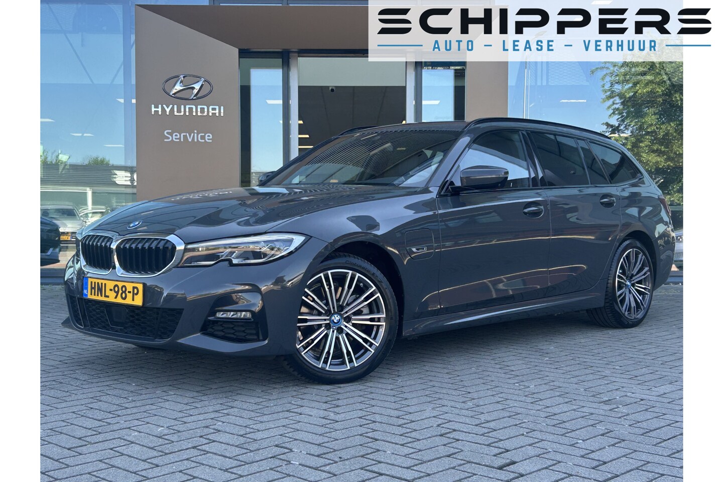 BMW 3-serie Touring - 320e xDrive M-Sport - AutoWereld.nl