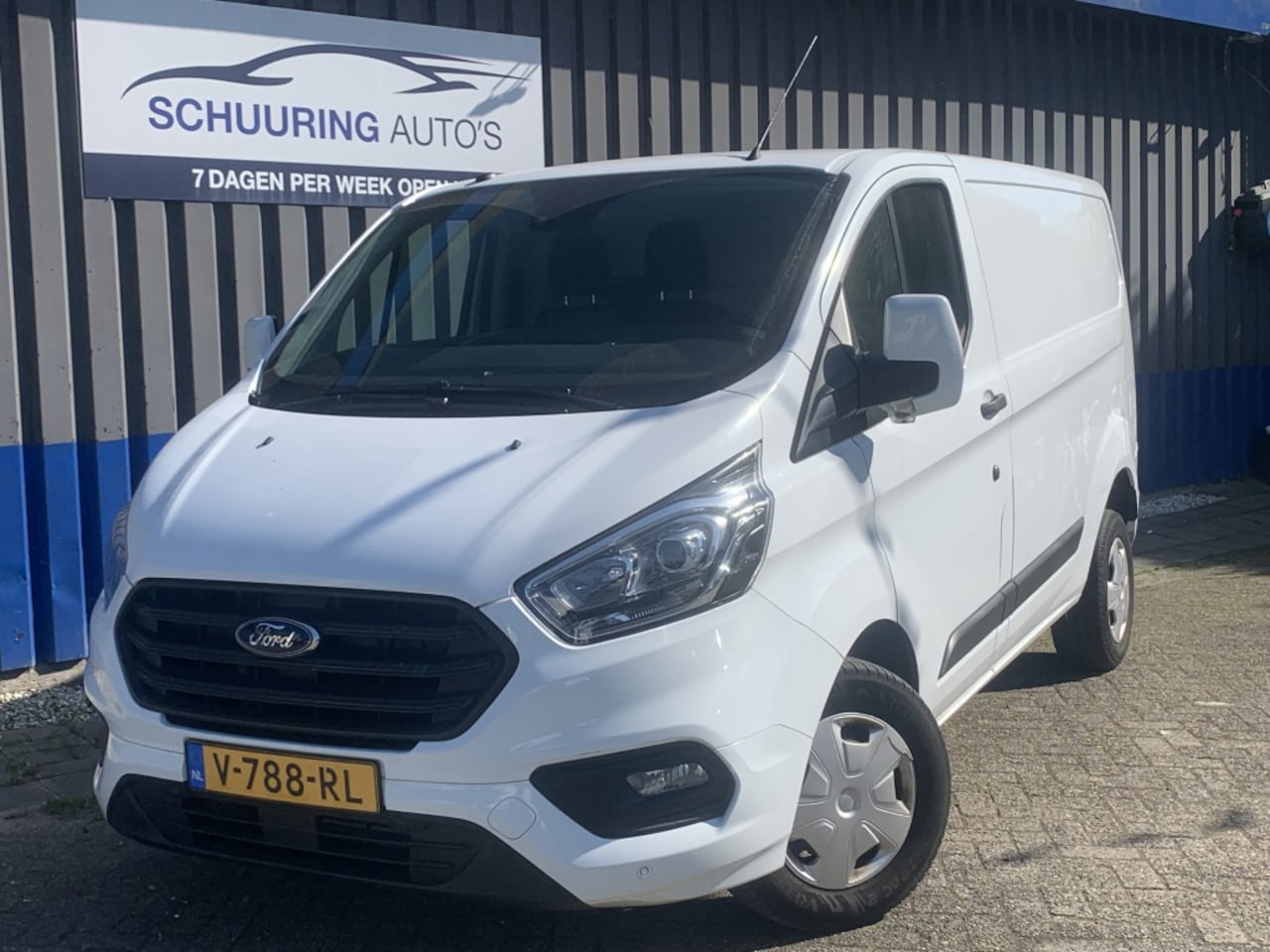 Ford Transit Custom - 280 2.0 TDCI Nwe type / Eerste eigenaar - AutoWereld.nl