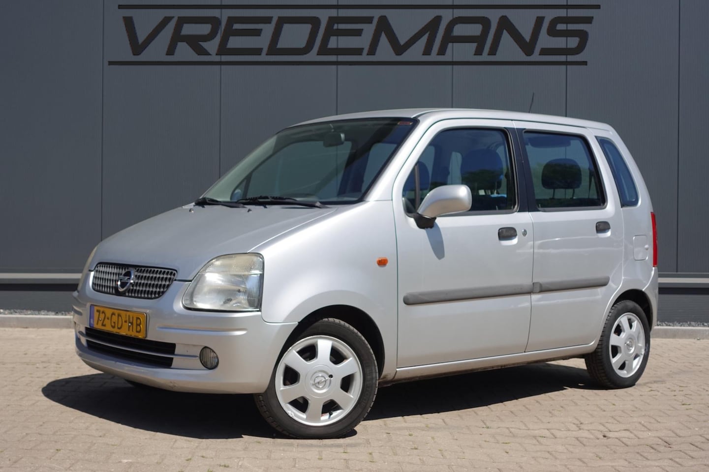 Opel Agila - 1.2-16V Elegance 1.2-16V Elegance - AutoWereld.nl