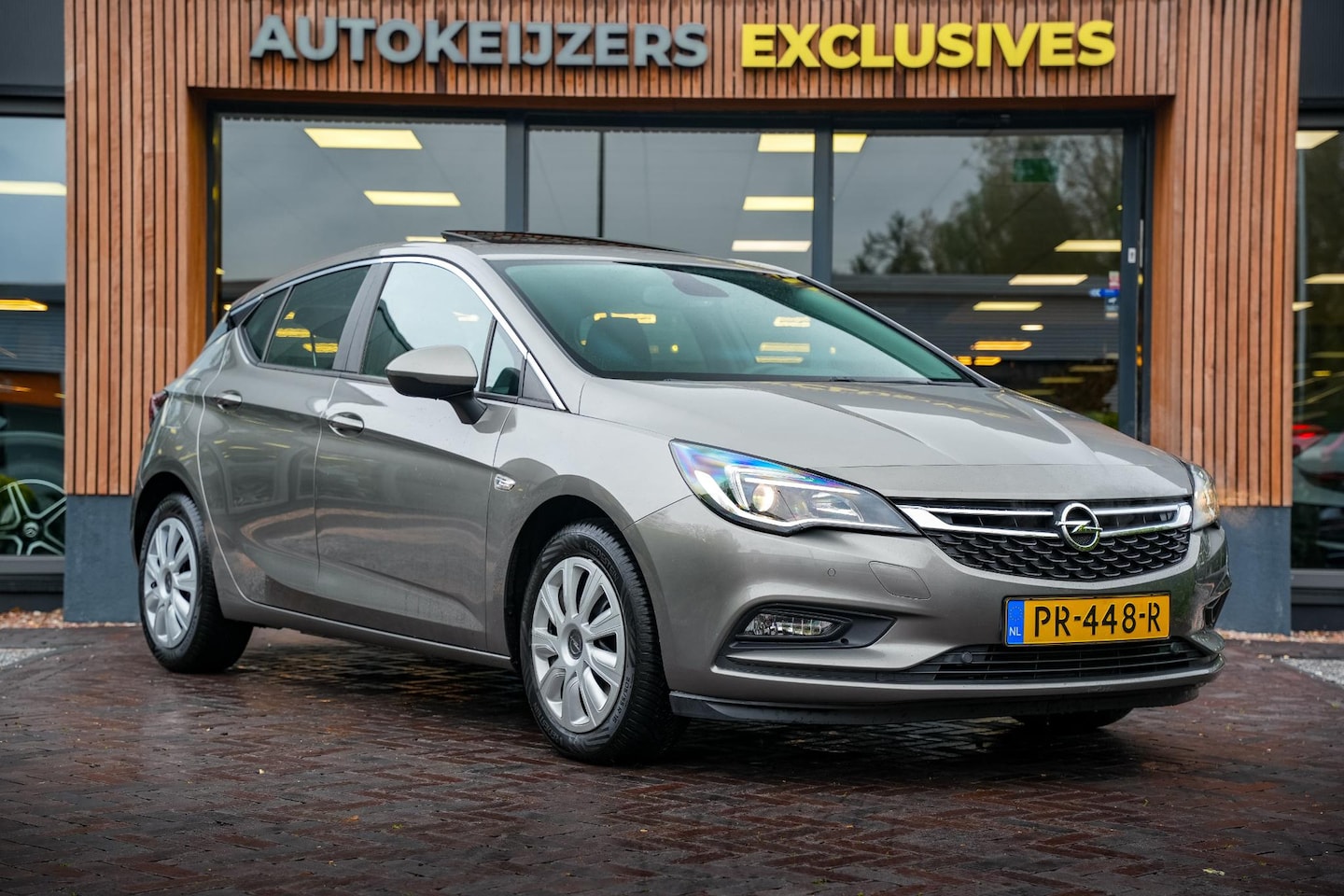 Opel Astra - 1.0 Online Edition Navigatie Camera Clima Cruise - AutoWereld.nl