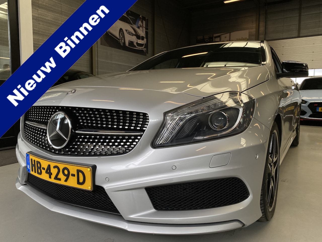Mercedes-Benz A-klasse - 180 Ambition Amg pakket, Navi, Xenon - AutoWereld.nl