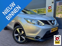 Nissan Qashqai - 1.2 N-Connecta NAVI / CAMERA / PANO / TREKHAAK / CRUISE