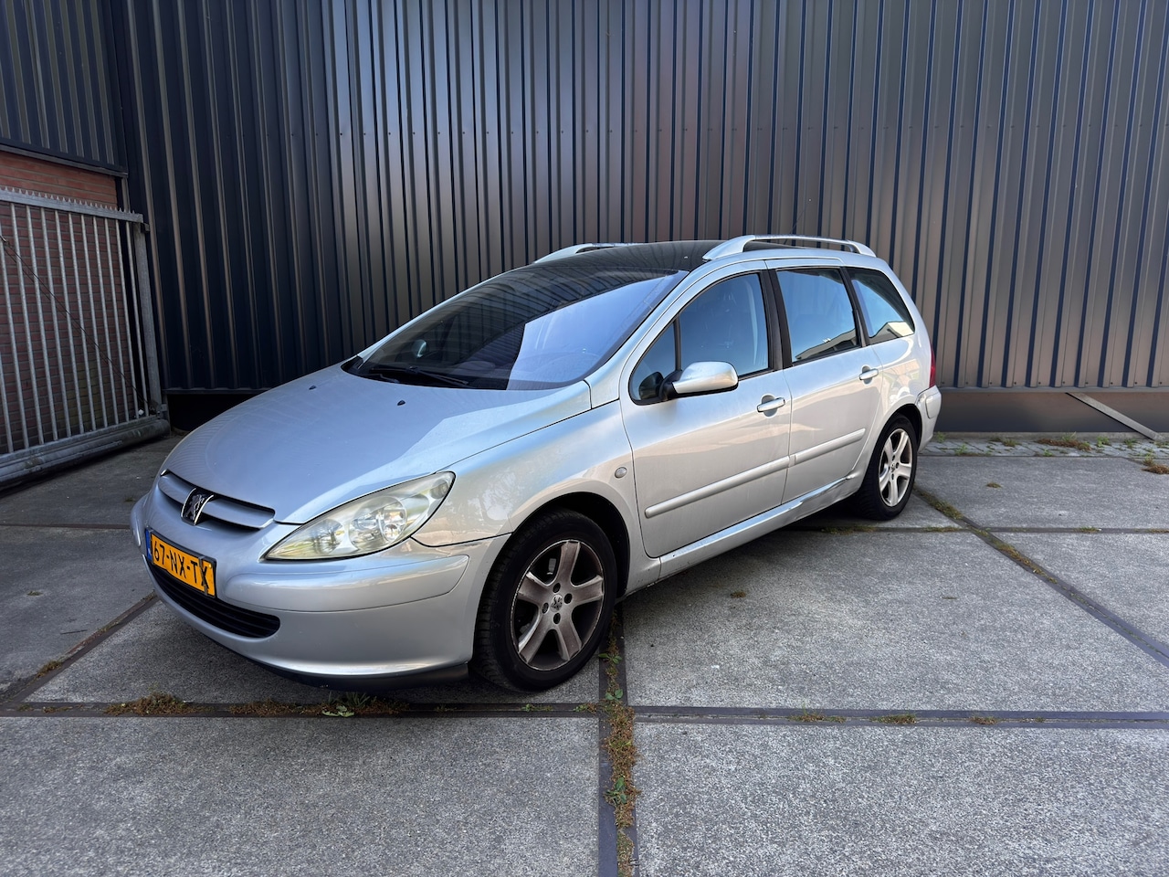 Peugeot 307 SW - 1.6-16V Pack 1.6 16V Pack - AutoWereld.nl
