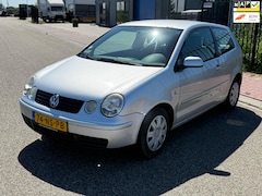 Volkswagen Polo - 1.4-16V