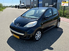 Peugeot 107 - 1.0-12V XS