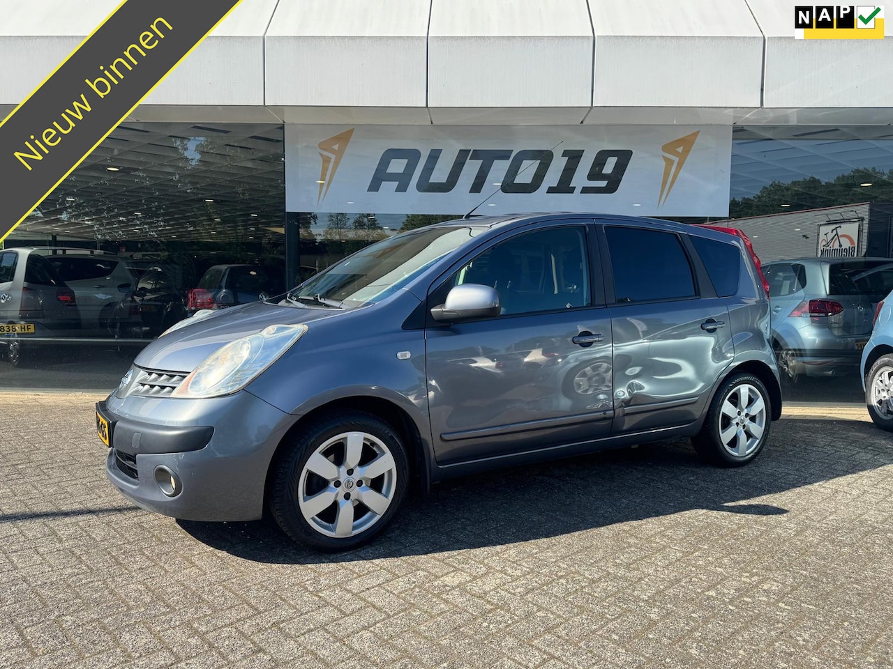 Nissan Note - 1.6 Acenta Automaat - AutoWereld.nl