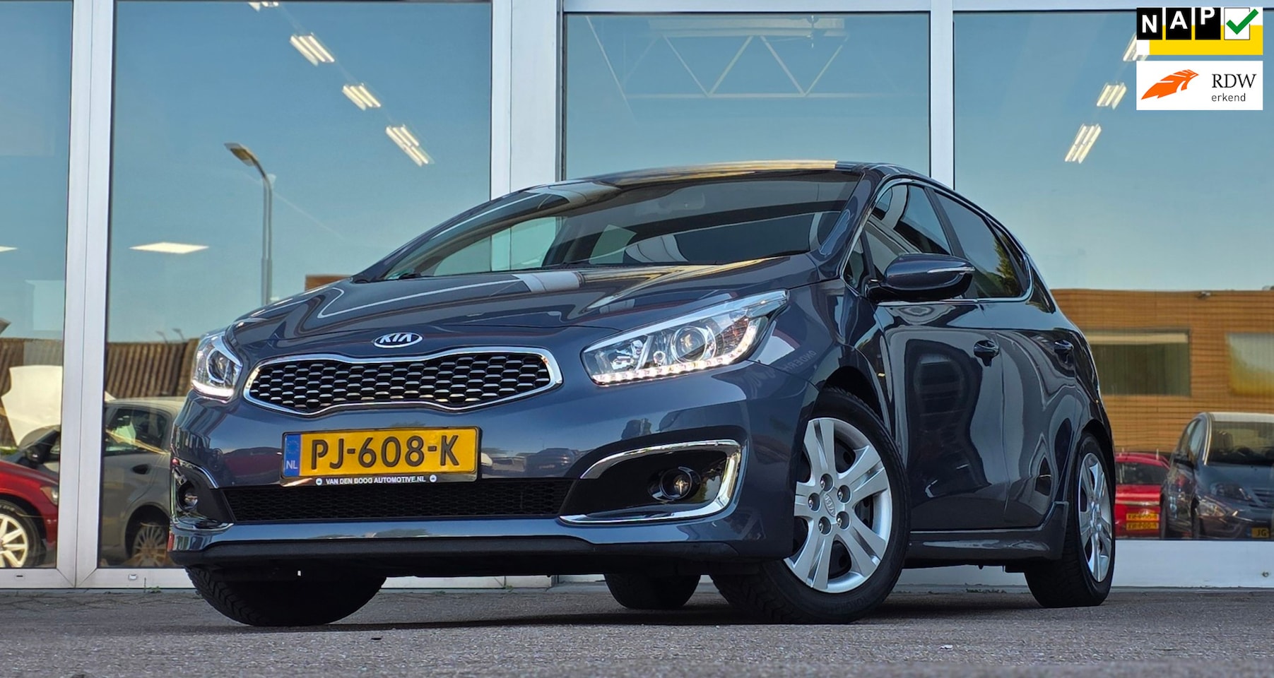 Kia Cee'd - 1.6 GDI DynamicLine 2e Eigenaar Trekhaak 100% Onderhouden Mooi! - AutoWereld.nl