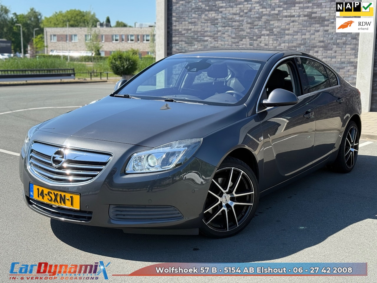 Opel Insignia - 1.4 Turbo EcoFLEX Cosmo // AIRCO // PDC // LMV // RIJD SCHAKELT GOED - AutoWereld.nl