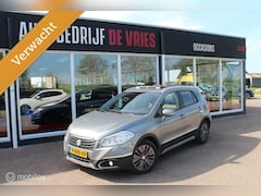 Suzuki SX4 S-Cross - 1.6 High Executive Pano/Leder/Navi/Trekhaak