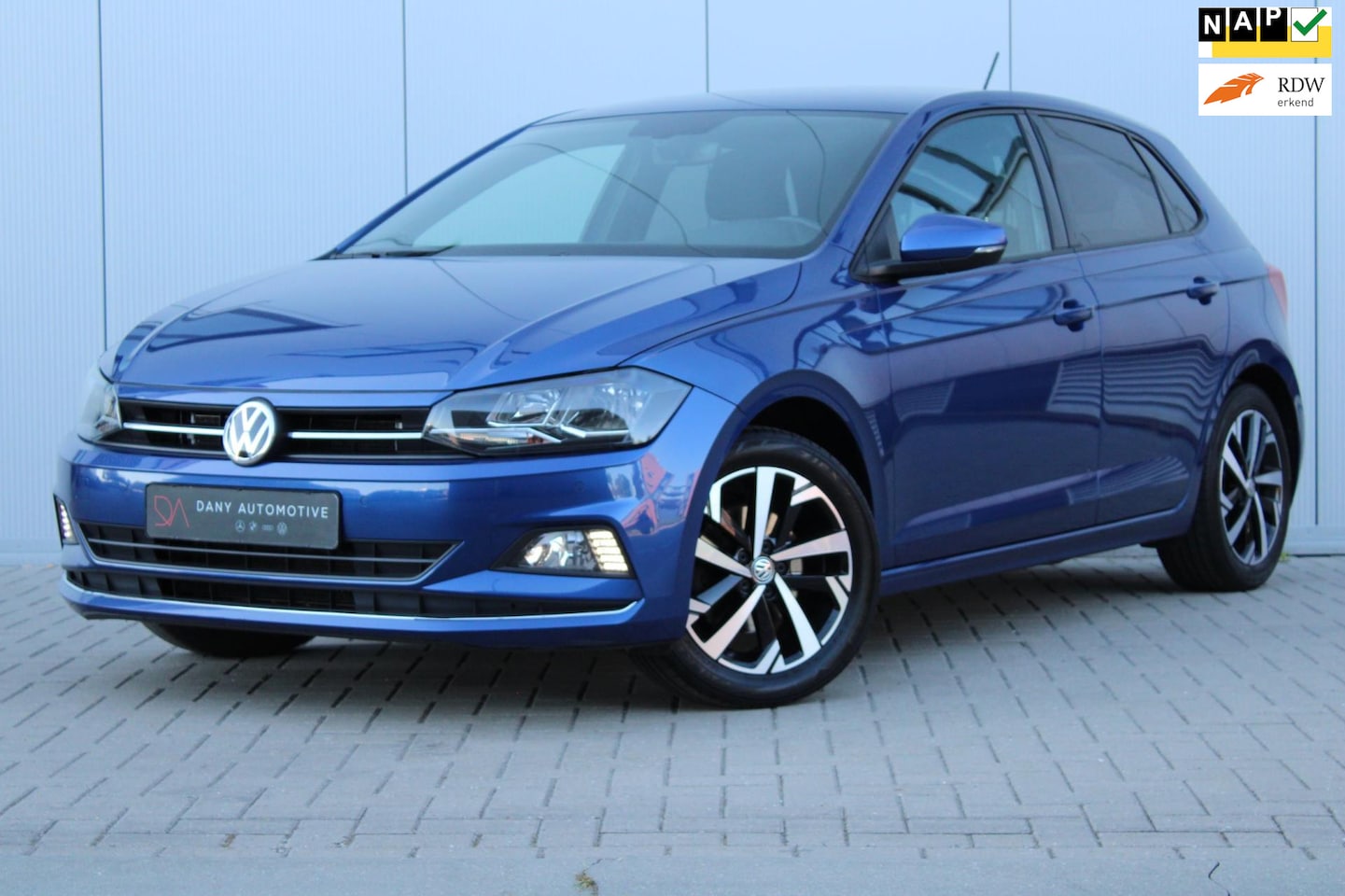 Volkswagen Polo - 1.0 TSI Highline DSG I CLIMA I CARPLAY I LED I NAVI I ADAPTIEF I SPORTSTOELEN I - AutoWereld.nl