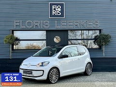 Volkswagen Up! - 1.0 | Leer | Pano Dak | Cruise | Stoelverwarming