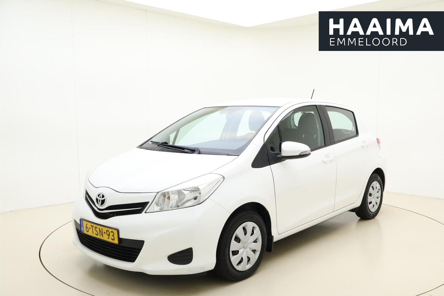 Toyota Yaris - 1.0 VVT-i Now | Airco | 5 Deuren | Electrische ramen | Radio/CD | Centrale deurvergrendeli - AutoWereld.nl