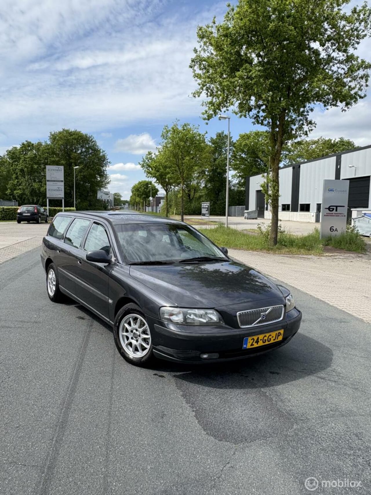 Volvo V70 - 2.4 2.4 - AutoWereld.nl