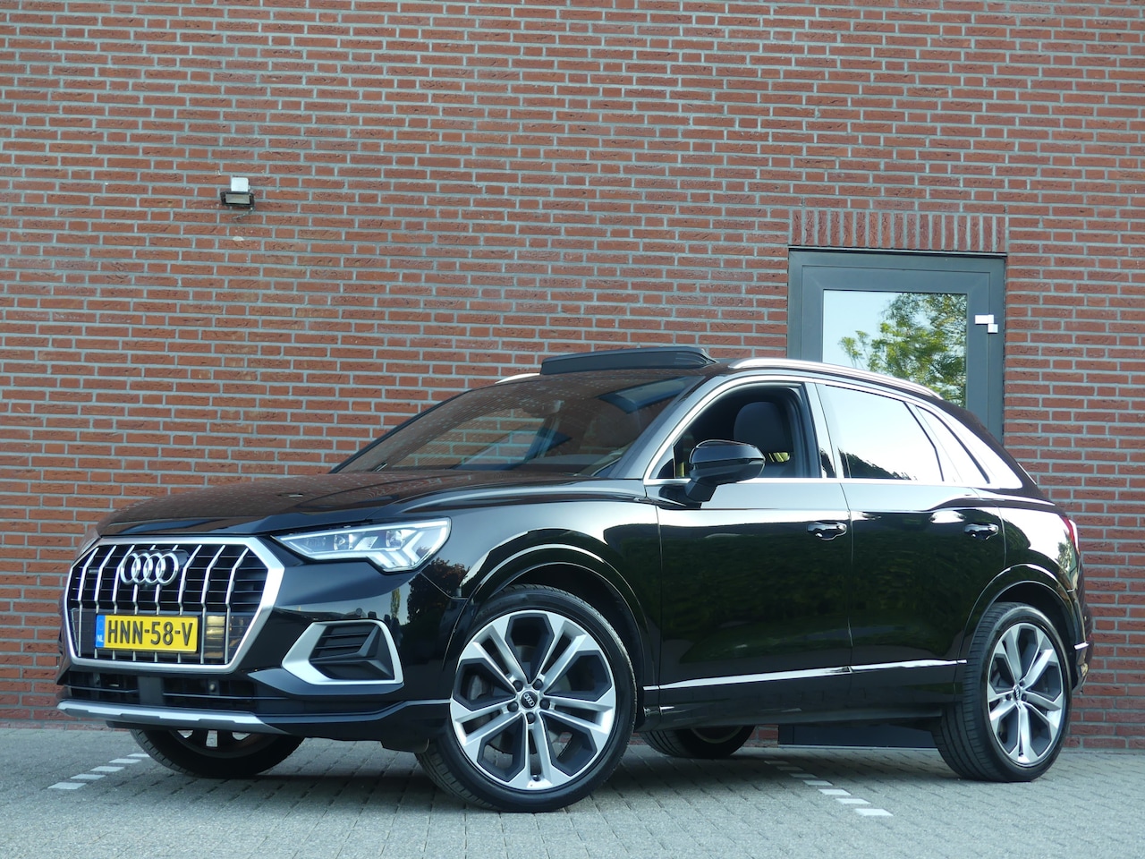 Audi Q3 - 40 TFSI quattro S Line / Trekhaak - AutoWereld.nl