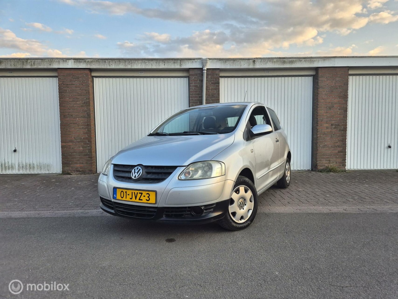 Volkswagen Fox - 1.4 Origineel NL / Airco / Nieuwe APK - AutoWereld.nl