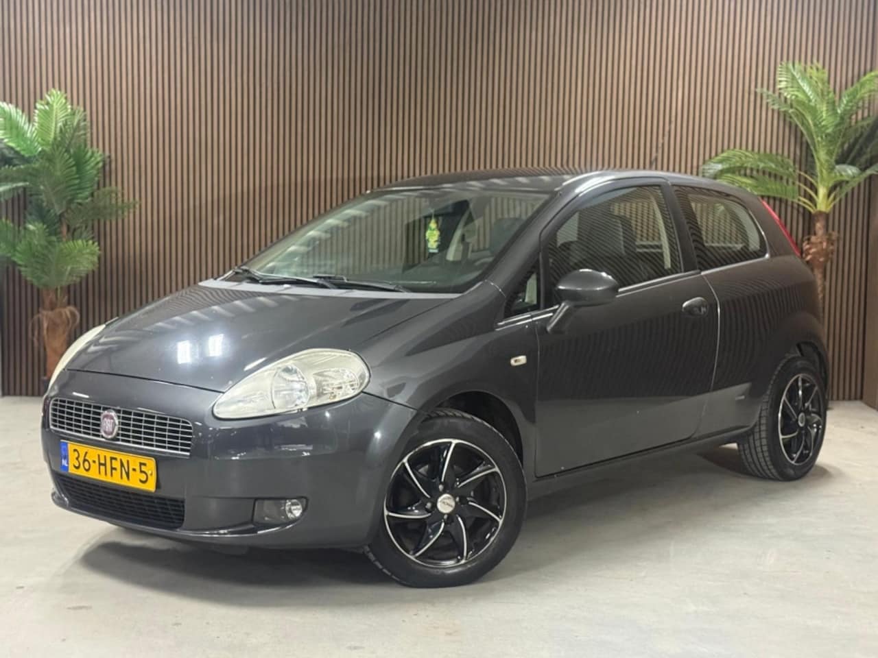 Fiat Grande Punto - 1.4 Dynamic 1.4 Dynamic - AutoWereld.nl