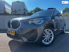 BMW X1 - SDrive20d High Executive/CAMERA/PDC/190 PK/1STE EIGENAAR/HEADUP DISPLAY/FACELIFT/