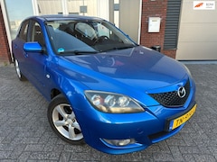 Mazda 3 Sport - 2.0 Executive / 5DRS / Clima / LM