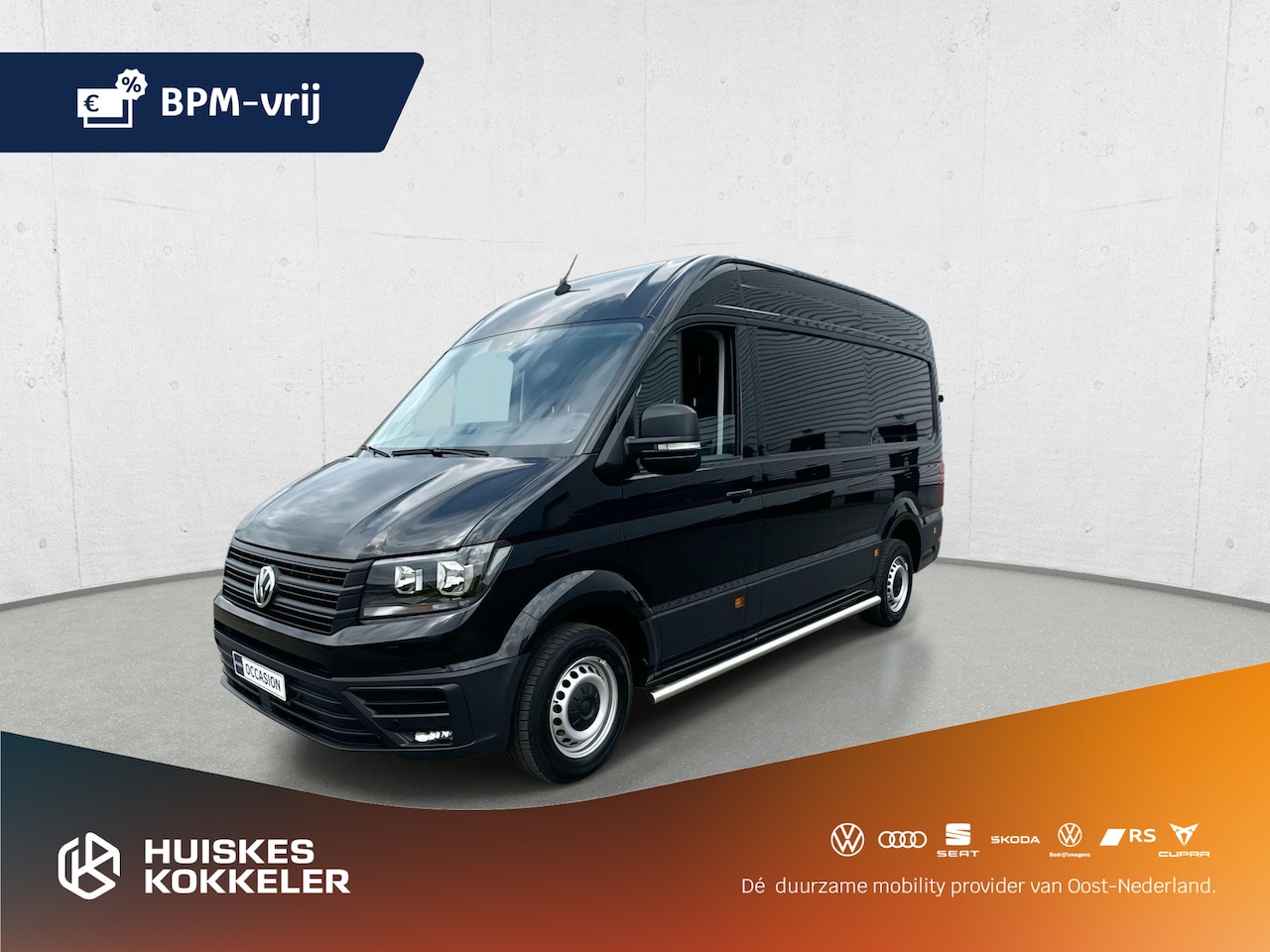 Volkswagen Crafter - 2.0 TDI 140pk L3H3 Comfortline | Navigatie | Camera | Trekhaak | Sidebars | Betimmering - AutoWereld.nl