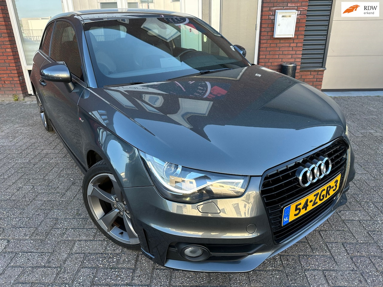 Audi A1 - 1.2 TFSI Pro Line S / Navi / Leder / PDC / Rotor / LED - AutoWereld.nl