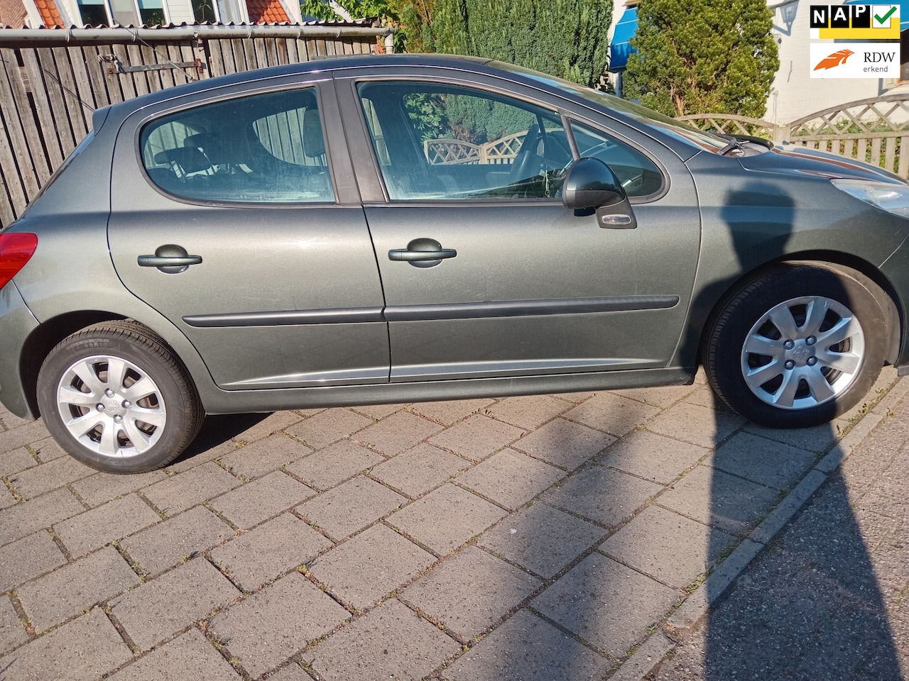 Peugeot 207 - 1.4 X-line nieuwe apk nieuwe koppeling met maar 131000km - AutoWereld.nl