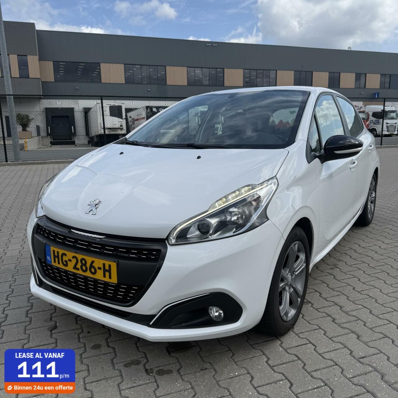 Peugeot 208 - 1.2 Allure 2015 | NW APK | Super Nette ! - AutoWereld.nl