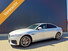 Jaguar XF - 3.0 Supercharged S AWD 381pk|Meridian |360°Camera|Leder|