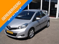 Toyota Yaris - 1.3 VVT-i Aspiration Airco, Camera, RIJKLAARPRIJS