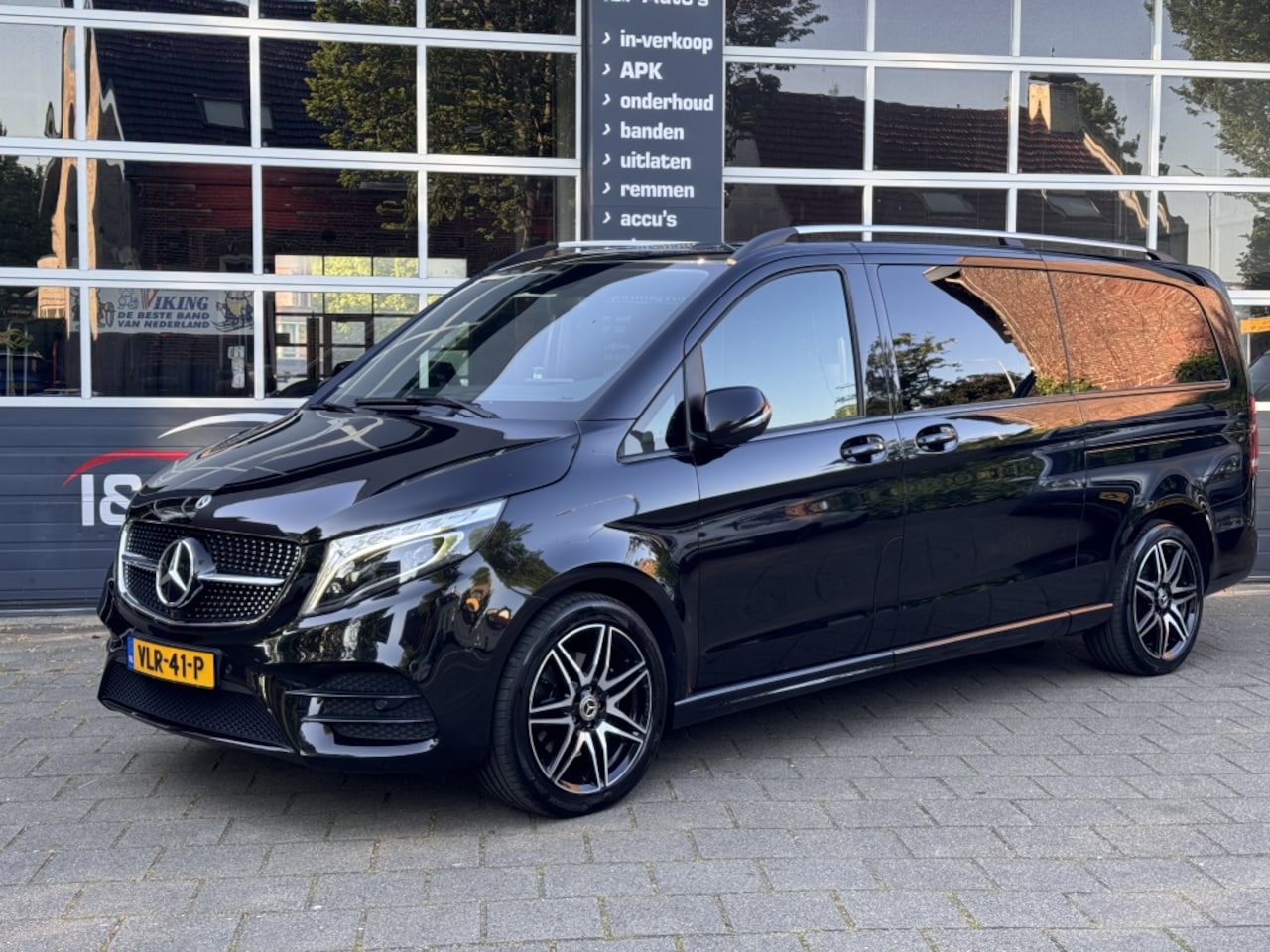 Mercedes-Benz V-klasse - 300d 239PK AMG Led Navi Leder Burmester Sfeer - AutoWereld.nl
