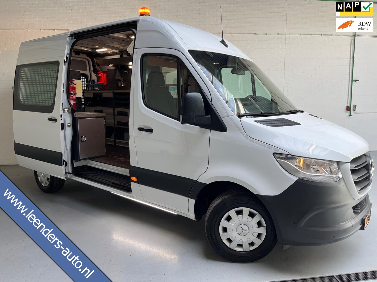 Mercedes-Benz Sprinter - Automaat Servicewagen 314 2.2 CDI 140PK L2H2 euro6 BOTT Inrichting Victron V230 Standkache - AutoWereld.nl
